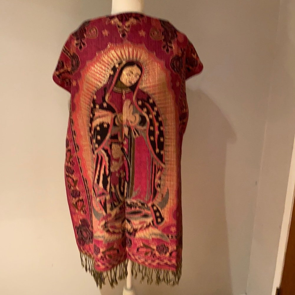 NWOT. Artisanal beautiful ray bow zow whit virjen of Guadalupe